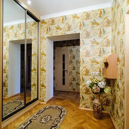 Apartment 10 On Ploshad Pobedi *