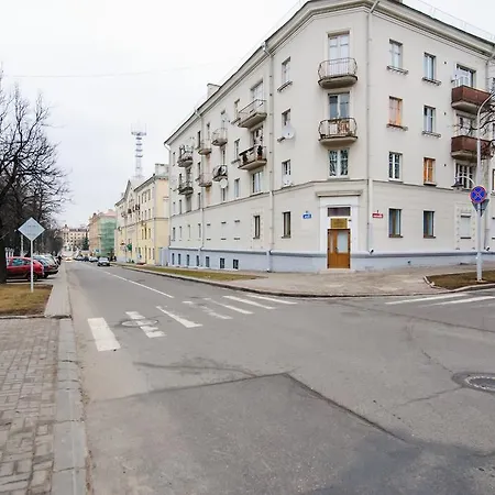 Apartment 10 On Ploshad Pobedi Minsk