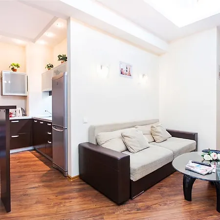 Apartment 10 On Ploshad Pobedi *