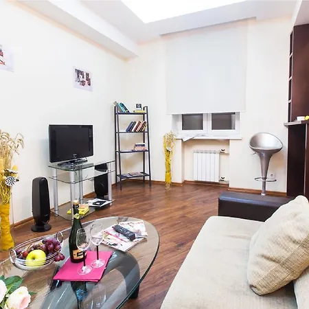 Apartment 10 On Ploshad Pobedi