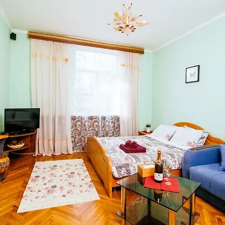 10 On Ploshad Pobedi * Minsk