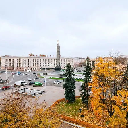 10 On Ploshad Pobedi Minsk