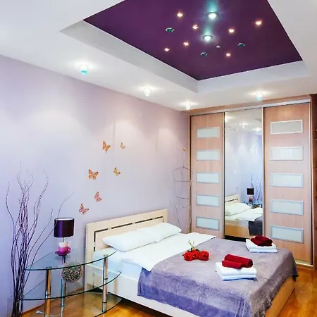 10 On Ploshad Pobedi Minsk